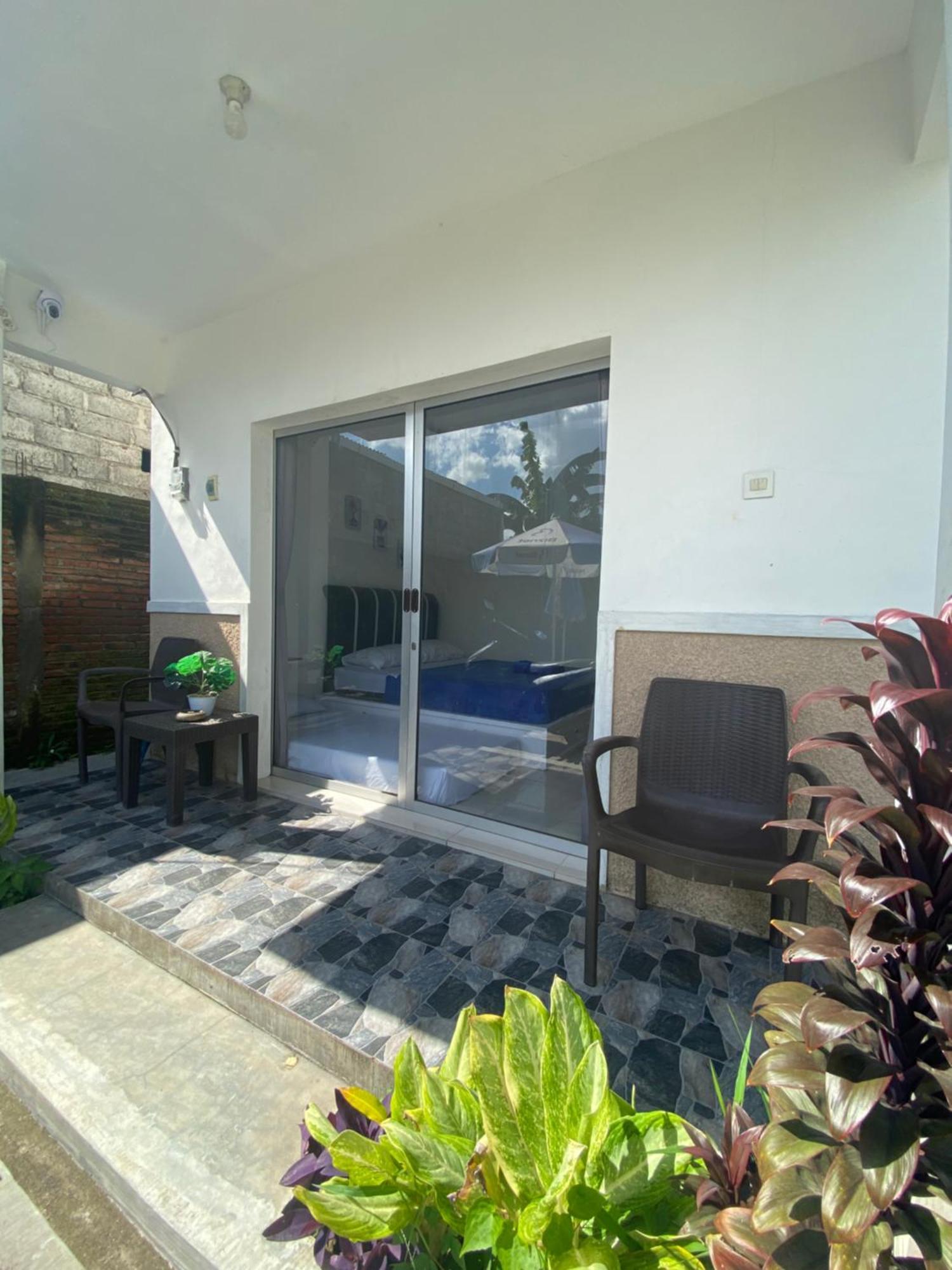 Robiu Bed & Breakfast บันยูวังงี ภายนอก รูปภาพ
