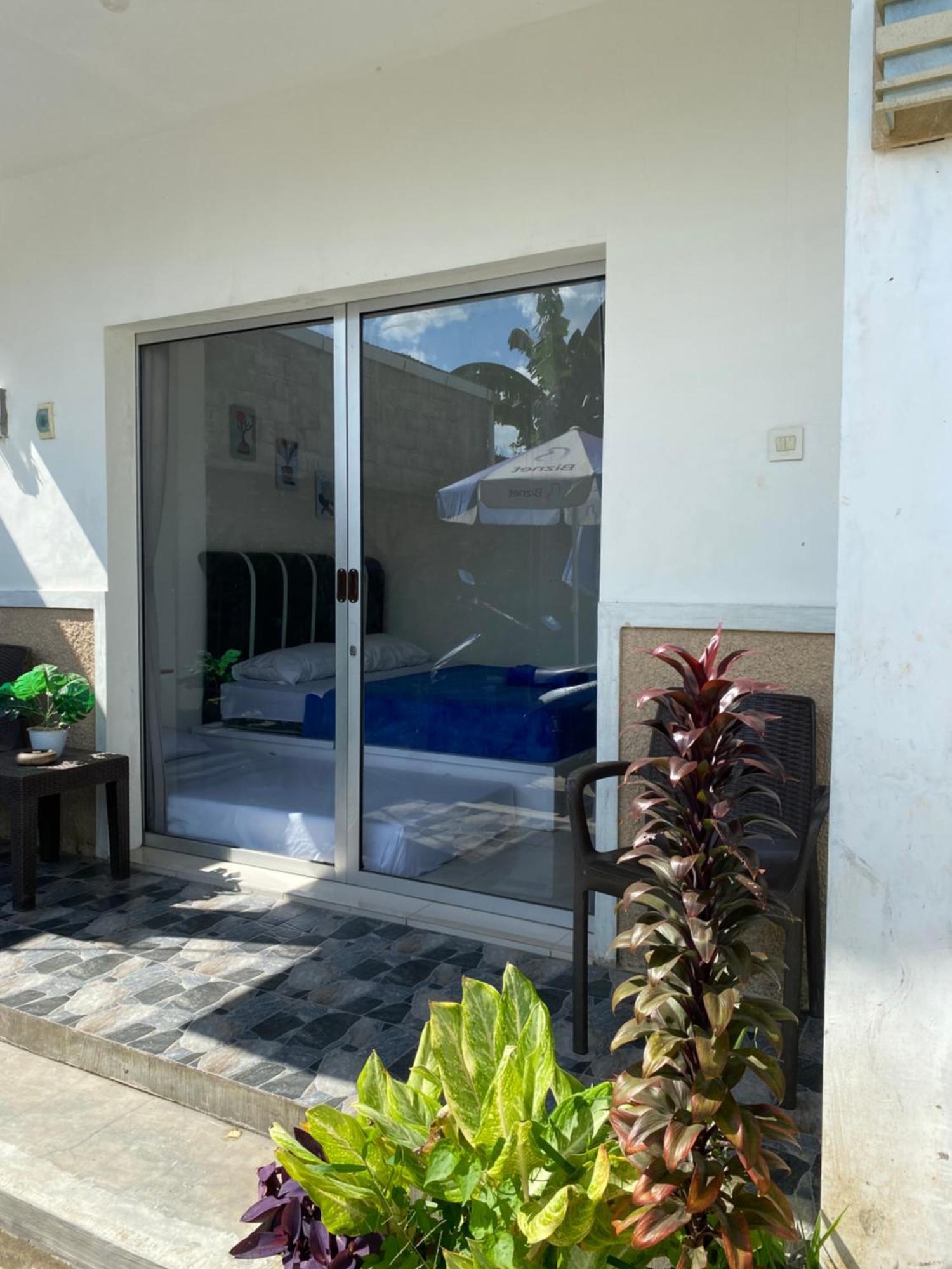 Robiu Bed & Breakfast บันยูวังงี ภายนอก รูปภาพ