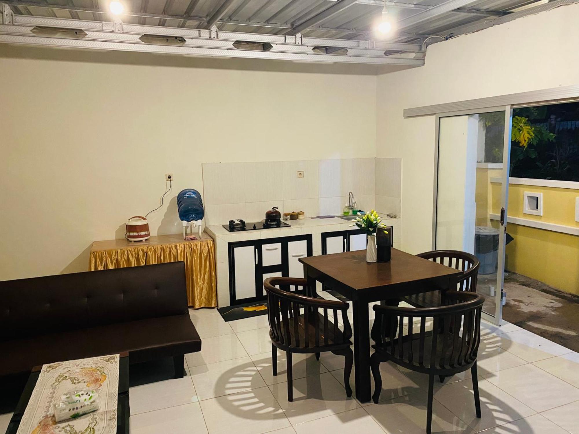 Robiu Bed & Breakfast บันยูวังงี ภายนอก รูปภาพ