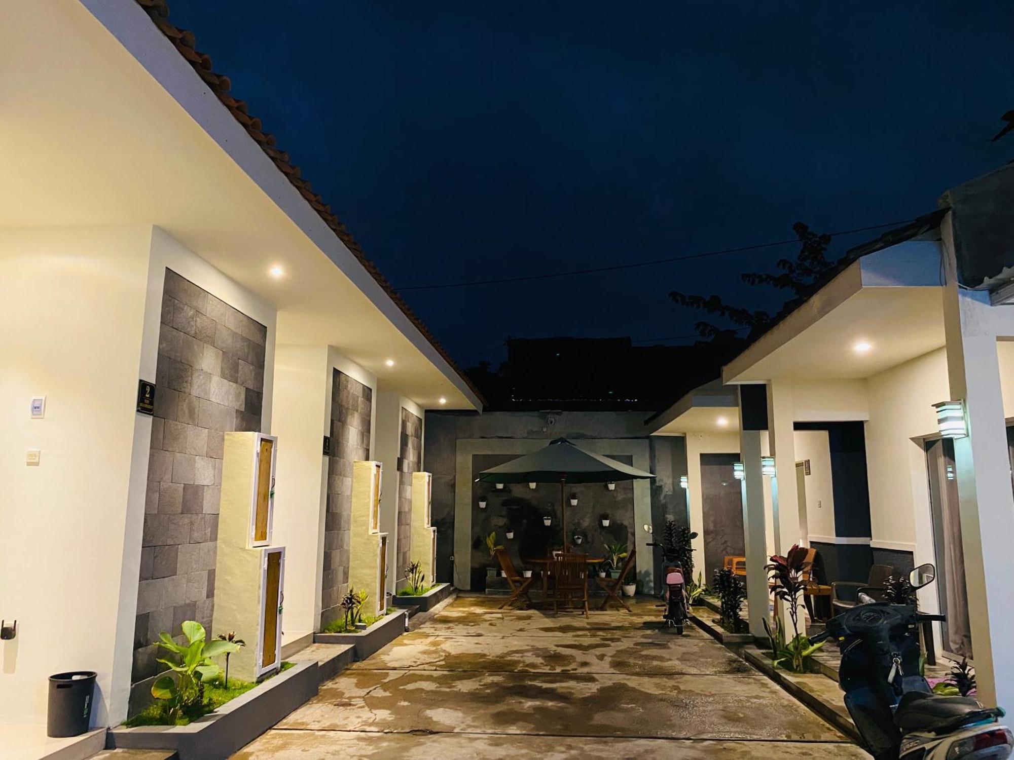 Robiu Bed & Breakfast บันยูวังงี ภายนอก รูปภาพ